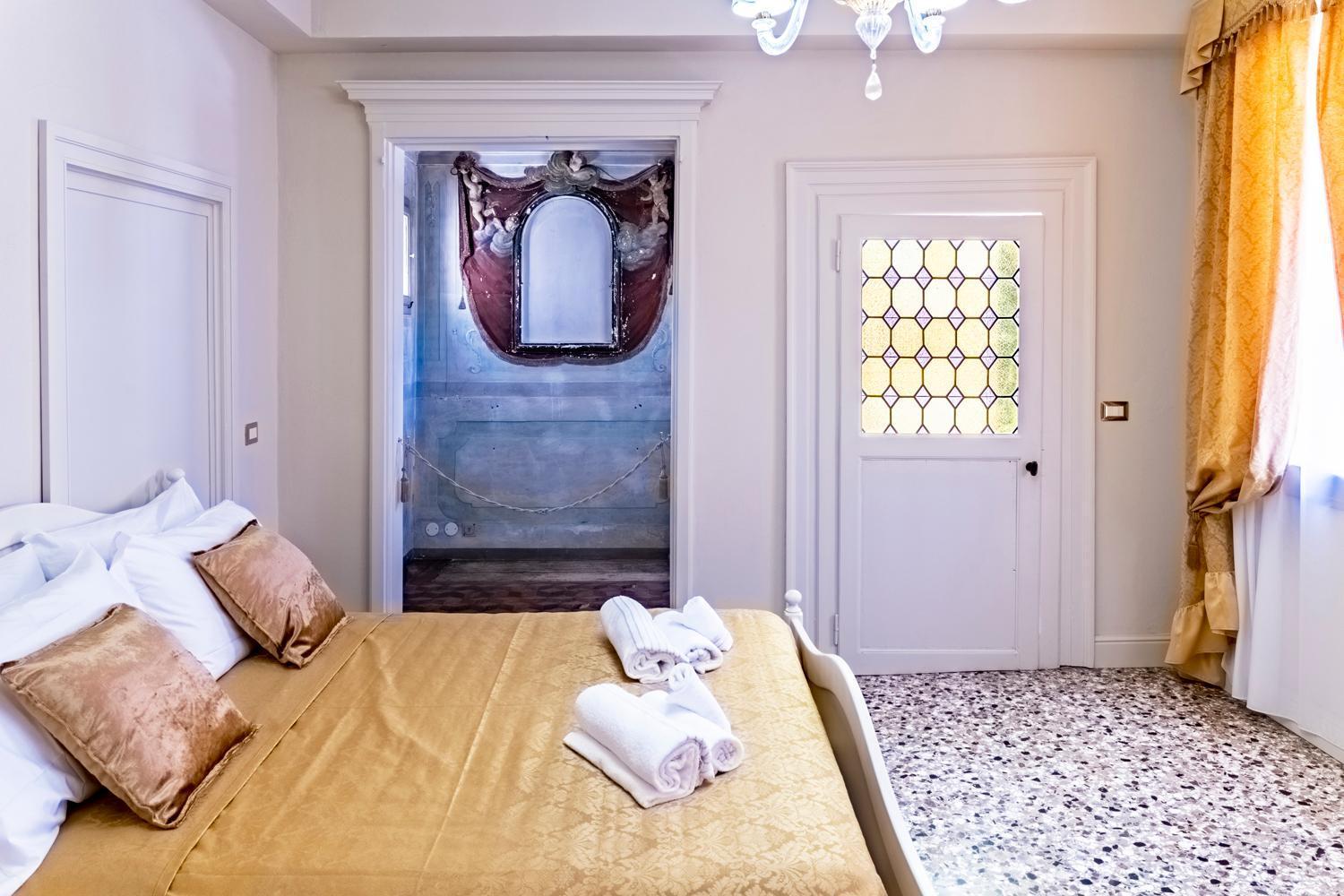 Palazzo Titti Rialto Suites Venetië Buitenkant foto