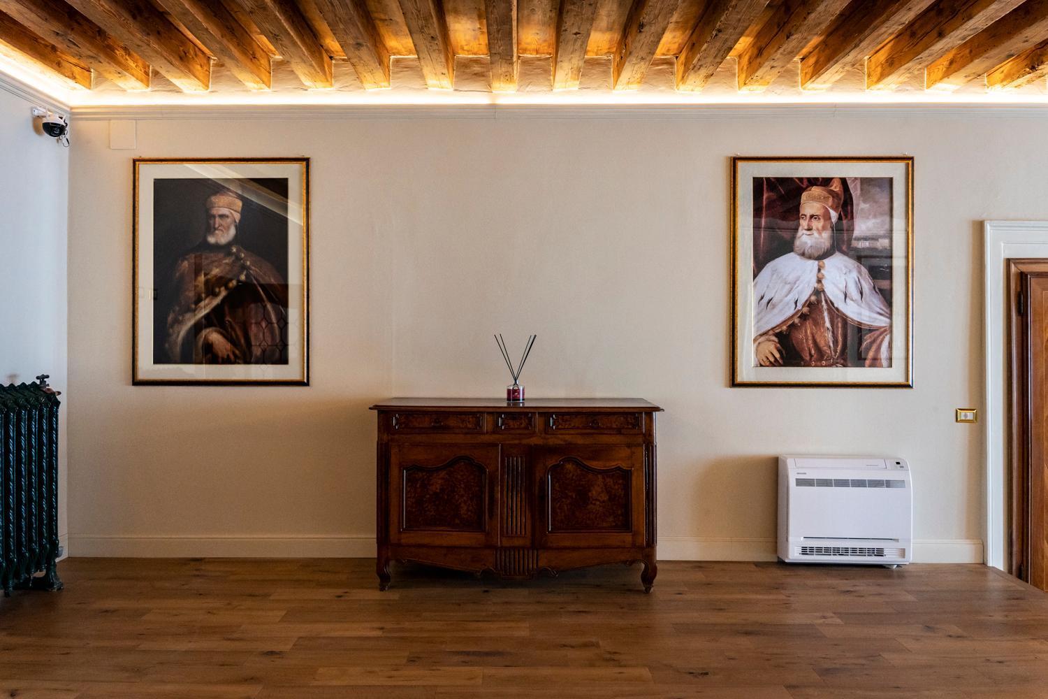 Palazzo Titti Rialto Suites Venetië Buitenkant foto